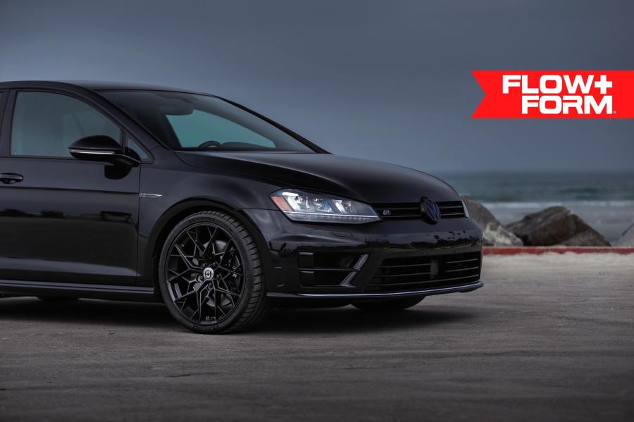 Детали экстерьера Volkswagen Golf R on HRE Wheels (FF10) 2019 года  (фото 3 из 6)